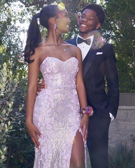 Pink Prom Dresses Couple, Prom Inspo Couples, Chance Combs, Prom Proposal Ideas, Prom Dates, Hoco Ideas, Prom Pictures Couples, Prom Dress Inspo, Prom Couples