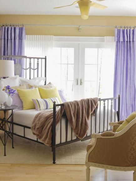 Lavender Ideas, Yellow Bedroom Decor, Bedroom Purple, Beautiful Bedroom Designs, Silk Drapes, Cheap Farmhouse Decor, Purple Bedrooms, Painting Bedroom, Lavender Silk