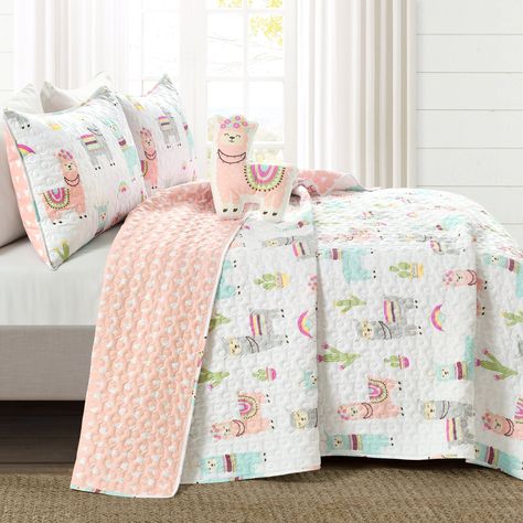 Make A Wish Southwest Llama Cactus by Lush Décor Animal Print Polyester Reversible Quilt, Twin, White/Blush, 3-Pc Set - Walmart.com - Walmart.com Llama Bedroom, Cactus Quilt, Boho Toddler, Llama Decor, Childrens Bedroom Decor, Bedroom Redo, Toddler Bed Set, Lush Decor, Quilts Ideas