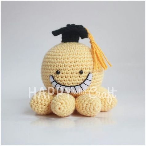 Amigurumi Anime, Anime Crochet, Pola Macrame, Kawaii Keychain, Koro Sensei, Pola Amigurumi, Tanah Liat, Crochet Design Pattern, Kawaii Crochet