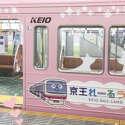 Karakter Sanrio, Soft Pink Theme, Pink Aura, Japan Aesthetic, Aesthetic Japan, Pink Vibes, Pink Themes, Train Car, Japanese Aesthetic