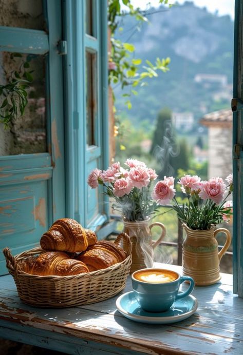 Coffee Breakfast, Coffee Photography, Good Morning Coffee, Beautiful Coffee, Spring Aesthetic, A Cup Of Coffee, Coffee And Books, Coffee Cafe, Coffee Love