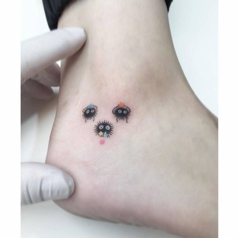 Sprites Tattoo, Soot Sprite Tattoo, Sprite Tattoo, Ankle Tattoo Cover Up, Playground Tattoo, Ghibli Characters, Tattoo Ankle, Ghibli My Neighbor Totoro, Spirit Tattoo