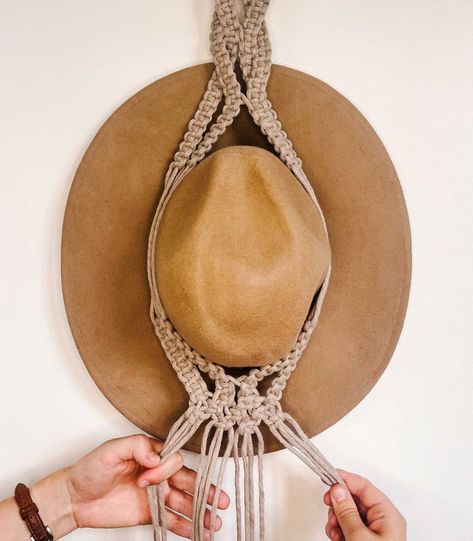 How to Make a Macrame Hanger for Hats — The Green Mad House Diy Hat Hanger, Diy Macrame Projects, Make Your Own Hat, Macrame Hat, Macrame Hangers, Rag Quilt Tutorial, Macrame Hammock, Cowgirl Stuff, Macrame Wall Hanging Tutorial