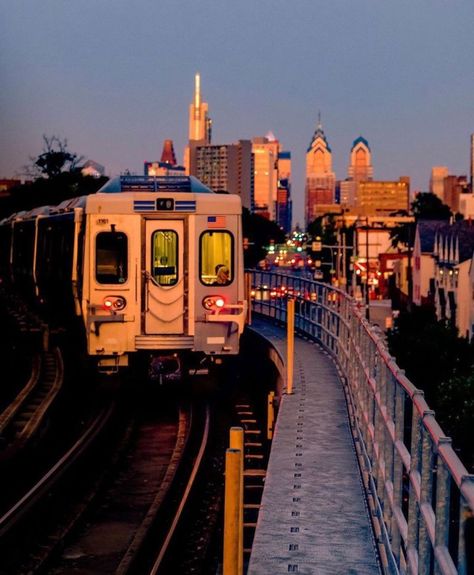 Living In Philadelphia, Philly Aesthetic, Philadelphia Aesthetic, Philly Skyline, West Philly, West Philadelphia, Extra Space Storage, South Philly, Space Storage