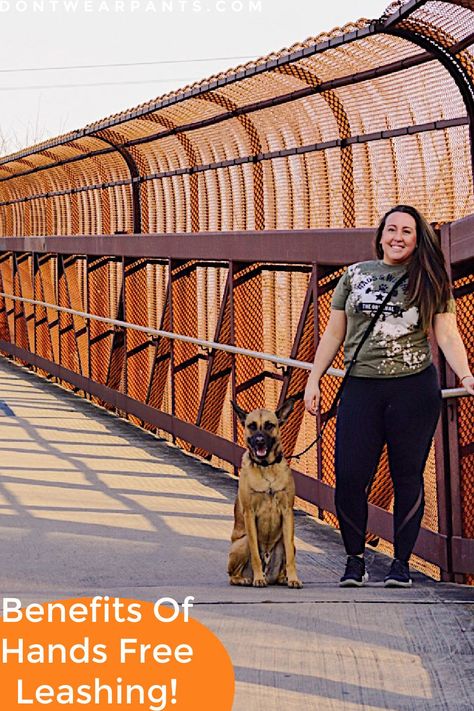 Feel like you never have enough hands while walking your dog? Same here! Until I discovered “wearable” or hands free leashes, I was always fumbling around with poop bags and whatever else I needed to carry. Here you'll find all the benefits of using a hands free leash and tips on how to pick the right one for you! Water Workouts, Puppy Essentials, Dog Lifestyle, Walking Your Dog, Hands Free Leash, Water Exercises, Pet Parent, Dog Leash, Hands Free