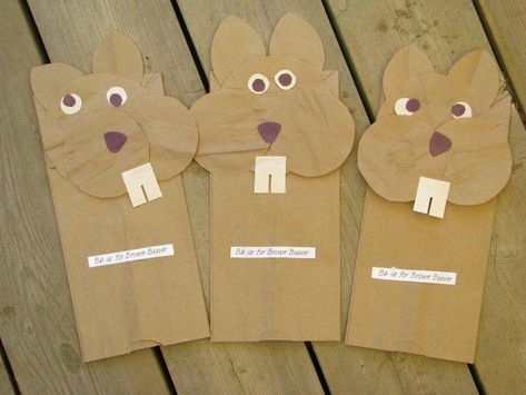 Paper Bag Squirrel Craft, Squirrel Crafts, Squirrel Craft, Fall Arts And Crafts, Worksheets For Preschool, Fall Preschool, Animal Study, Animal Crafts For Kids, Paper Plate Crafts