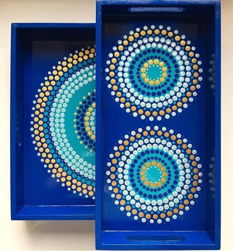 Square Dot Mandala, Mandala Tray, Tray Painting, Dot Mandala Art, Dotting Art, Plate Painting, Mandala Dotting, Gold Foil Art, Tv Trays