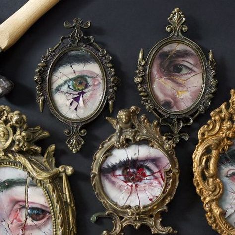 Tanya Gomelskaya on Instagram: "Group photo 👁️" Creepy Painting Ideas, Goth Diy Crafts, Tanya Gomelskaya Art, Creepy Clay Art Diy, Bedroom Diy Decor, Cool Picture Frames, Goth Frame Wall, Goth Taxidermy, Victorian Goth Paintings