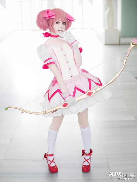 Madoka! 1 by altugisler Madoka Cosplay, Photo Kawaii, Kamichama Karin, Madoka Kaname, Body Reference Poses, Peach Wedding, Cute Cosplay, Madoka Magica, Magical Girl