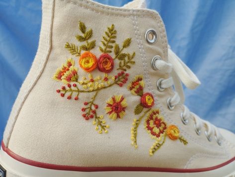 Wedding Converse Shoes Wedding Converse Shoes, Floral Embroidery Shoes, Fixing Clothes, Converse Wedding, Converse Wedding Shoes, Thick Calves, Embroidered Converse, Converse Custom, Wedding Converse