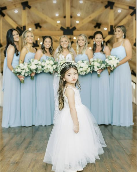 Wedding Poses Bride And Bridesmaids, Must Have Wedding Party Photos, Wedding Poses For Photographer, Bridal Party Photos Bridesmaid, Wedding Poses List, Fun Wedding Poses For Bridal Party, Flowergirl Wedding Pictures, Wedding Picture Bridesmaid, Wedding Photos With Family Group Shots