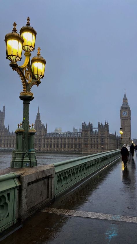 london London Vibes, London Dreams, London Baby, Living In London, London Aesthetic, Big Ben London, Voyage Europe, Money Aesthetic, London Calling