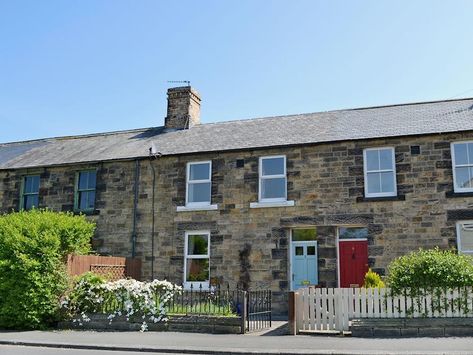 "Dot’s House is a Victorian stone-built terraced cottage situated within the historic town of Alnwick. This charming property offers welcoming accommodation in this popular market town. The cosy living room is tastefully furnished and this leads to a fresh and contemporary dining kitchen. There are three bedrooms on the first floor the master enjoying the convenience of en-suite shower facilities.\n\nThere are a wide array of amenities including a cinemaplayhouse restaurants independent shops Terraced Cottage, Cheviot Hills, Northumberland Coast, Alnwick Castle, Shower Over Bath, Cosy Living, Cascade Waterfall, Cosy Living Room, Contemporary Dining