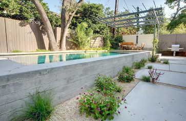 Inspiration: Beautiful Above-Ground Pools | Excellence at Home Raised Pools, Lap Pool Designs, Concrete Swimming Pool, Pool Inspiration, Moderne Pools, Simple Pool, Oberirdische Pools, Kleiner Pool Design, Best Above Ground Pool