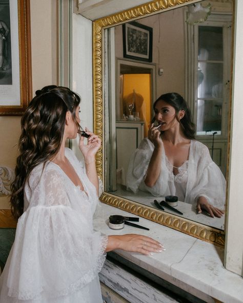 being a @lauramercier bride >> 🫦💄✨ this partnership meant the absolute world to me. i still cannot wrap my head around the fact that the brand chose me to invest in as a bride to showcase their flawless brand and products. i could not have been happier to have worn my genuine favorite makeup products on my wedding day. 👰🏻‍♀️ biggest shoutout to @kiraboyer @allliestern @madeline__dennis @rdkore @mercier_mua_elsaid more to come! 🤌🏼🤍✨ #bride #destinationwedding #wedding #italy #lakecomo #... Bride Mirror, Chose Me, My Wedding Day, Favorite Makeup, Favorite Makeup Products, Mirror Photo, More To Come, Lake Como, My Wedding