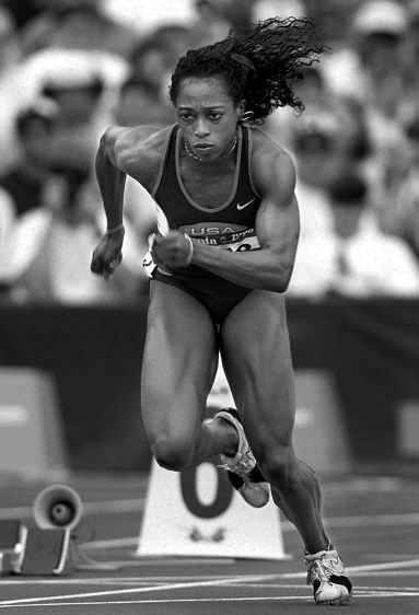 Gail Devers, Muscular Woman, Tae Kwon Do, Track And Field Athlete, Dynamic Poses, Sports Stars, Action Poses, Sports Photography, Female Athletes