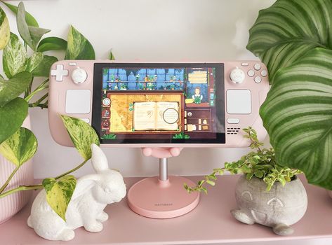 Stream Deck Aesthetic, Strawberry Gaming Setup, Peach Gaming Setup, Steam Deck Setup, Cute Steam Deck, Cottagecore Streaming Setup, Deck Aesthetic, Tiny Hamster, Strange Horticulture