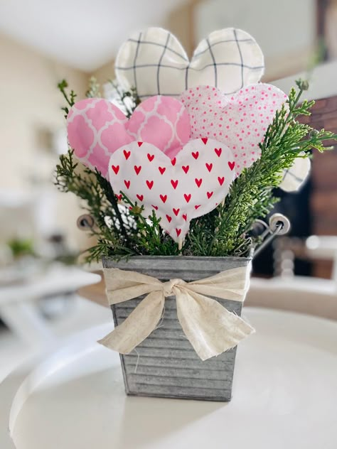 Valentine’s Day Table Centerpiece Diy, Valentine Centerpieces Diy, Valentines Centerpiece Ideas, Valentine Crafts For Adults Diy, Valentines Day Crafts To Sell, Heart Centerpieces, Etsy Valentines, Gift Ideas Valentines Day, Gift Ideas Valentines