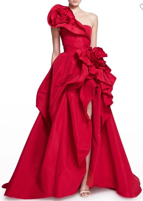 Bride Dress Ideas, Marchesa Fashion, Marchesa Gowns, Dress Outfits Party, Off The Shoulder Midi Dress, Evening Dress Patterns, Dress Websites, Cute Red Dresses, Classy Party