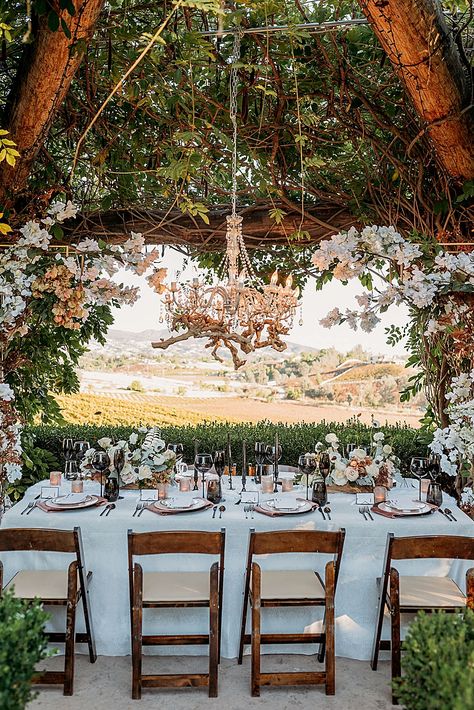 Glamorous Micro Wedding at South Coast Winery | Southern California Wedding Ideas and Inspiration South Coast Winery, Vintage Wedding Reception, Winery Event, Temecula Wineries, Southern California Wedding Venues, Southern California Wedding, Cute Wedding Ideas, Bridal Salon, Micro Wedding