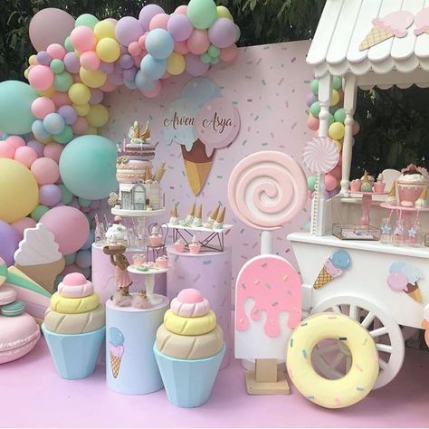 Cute Kids Party Inspiration 🎉😍 on Instagram: “It’s party time! 🎉🥳 • • Photo Cred: joinparty” Ice Cream Birthday Party Theme, Ice Cream Party Theme, Candy Theme Birthday Party, Donut Themed Birthday Party, Candy Themed Party, Candy Land Birthday Party, Ice Cream Stand, Candy Birthday Party, Ice Cream Cart