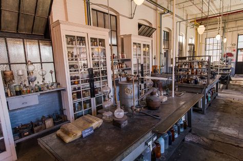 Old Laboratory, Lab Building, Science Aesthetic, Editing Material, Chemistry Lab, Chemistry Labs, Thomas Edison, Laboratory Science, Production Design