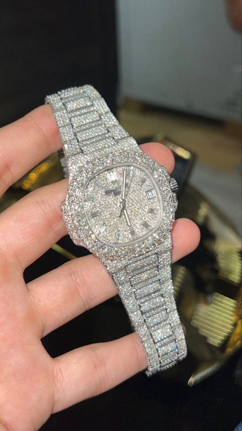 Diamond Watches, Patek Philippe Watches, Nice Jewelry, Girly Jewelry, Diamond Watch, Explore The World, Patek Philippe, Beauty Accessories, Shine Bright