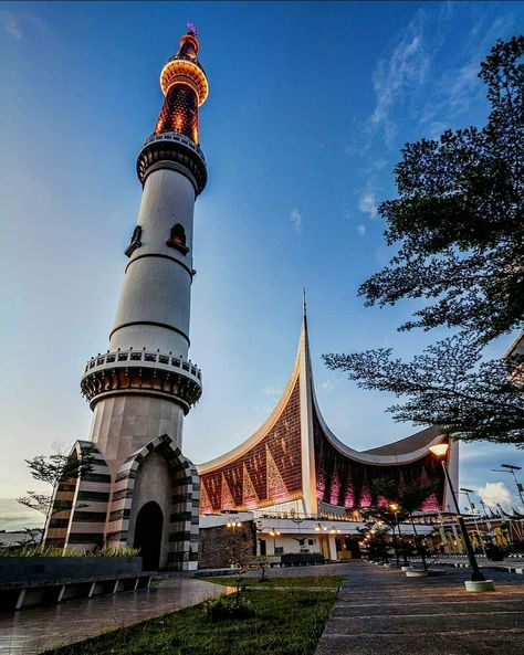 Grand Mosque of West Sumatra, Padang City,  Indonesia. Mobile Tower, West Sumatra, Mosque Architecture, Beautiful Mosques, Grand Mosque, Padang, Islamic Architecture, Germany Travel, Architecture Building