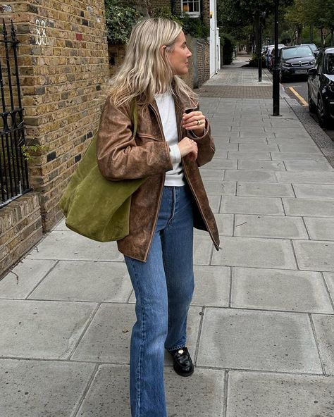 Lucy Williams (@lucywilliams02) • Instagram-foto's en -video's Petite Winter Outfits, Trendy Fall Fashion, Lucy Williams, Cold Outfits, The Mundane, October 25, Fall Fits, Winter Fits, Outfit Inspo Fall