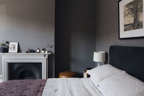 Moles Breath Farrow And Ball, House Ideas On A Budget, Moles Breath, Farrow And Ball Bedroom, Country House Bedroom, Neutral Bed Linen, Ideas For House, Mad About The House, Grey Linen Bedding