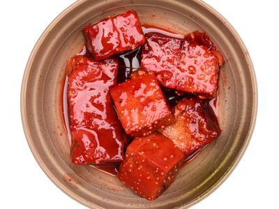 Kau Yuk, Chinese Pork Recipes, Curd Recipes, Sweet Red Bean Paste, Chinese Pork, Red Miso, Sweet Red Bean, Pork Belly Recipes, Red Bean Paste