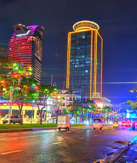 Cambodia 🇰🇭 Phnom Penh City. Vietnam Aesthetic City, Cambodia Landscape, Cambodia Aesthetic, Cyberpunk Comic, Cities Aesthetic, Cambodia Art, Phnom Penh City, Asia Places, Aesthetic Place