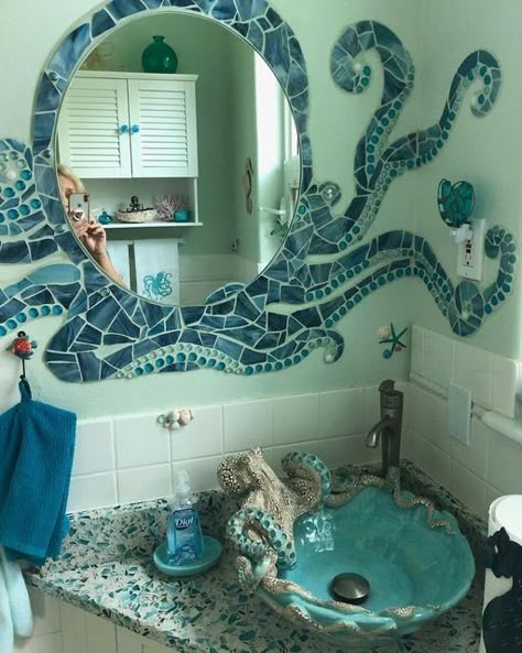 Tiled Mirror, Octopus Bathroom, Bathroom Mosaic, Beach House Bathroom, Mermaid Bathroom, Mosaic Bathroom, Octopus Design, Diy Bathroom Decor, Beach Bathrooms