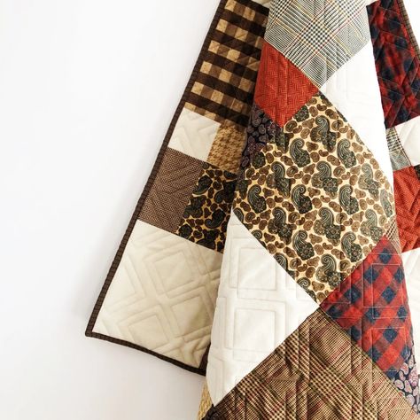 Lap Quilt Patterns Free, Quilts For Men Patterns, Lap Quilt Patterns, Quilt Sewing Patterns, Sewing Bee, Man Quilt, Lap Quilts, Picture Quilts, Beginner Quilt Patterns