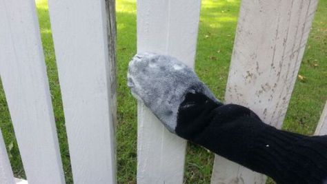 Using an old sock to paint a white pickett fence Sock Painting, White Fence Paint, Fence Paint Colours, Dog Ear Fence, Wood Picket Fence, Snow Fence, Fence Picket, Small Fence, Stripping Paint