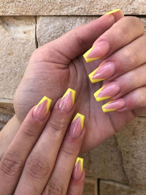 V Tips Nails Coffin, V French Tip Nails, V French Tip, French Tip Coffin Nails, Yellow French Tip, French Tip Coffin, Nails Grunge, Yellow French, French Tip Nail Designs