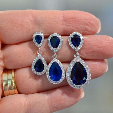 Crystal Jewelry Sets, Sparkle Wedding, Silver Jewelry Fashion, Jewelry Card, Wedding Jewelry Earrings, Wedding Jewellery, Earrings Wedding, Sapphire Blue, Earring Findings