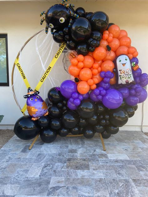 Halloween Garland Halloween Birthday Balloon Garland, Halloween Ballons Deco, Purple Halloween Balloon Garland, Halloween Birthday Backdrop, Hocus Pocus Balloon Garland, Halloween Balloon Backdrop, Halloween Balloon Wall, Halloween Balloon Ideas, Halloween Balloon Arch