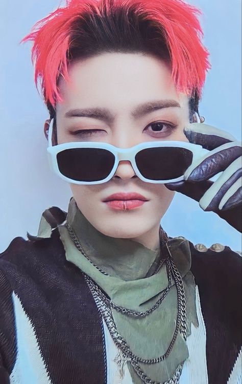 Hongjoong Photocard Scan, Hongjoong Photocard, Ateez Freebies, Ateez Outlaw, Ateez Photocards, Captain Hongjoong, Hong Joong, Crazy Rich Asians, Crazy Rich