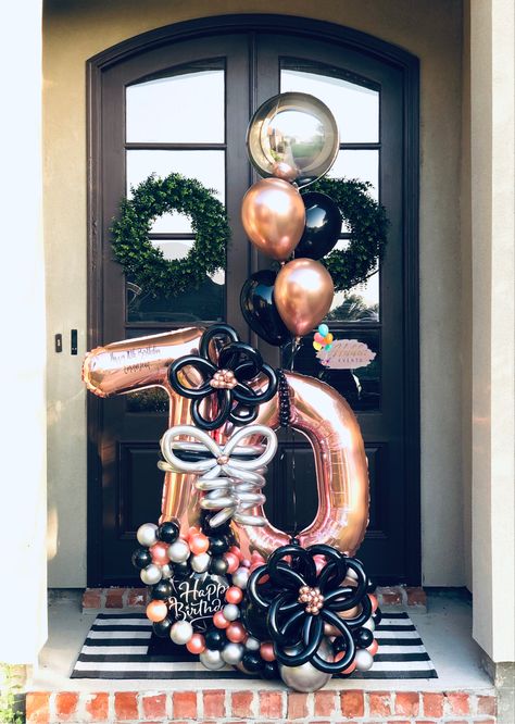 70th Balloon Bouquet, 70 Balloon Bouquet, Birthday Balloon Bouquet, Balloon Business, Graduation Open Houses, Balloon Creations, Balloon Ideas, Balloon Arrangements, Balloon Gift