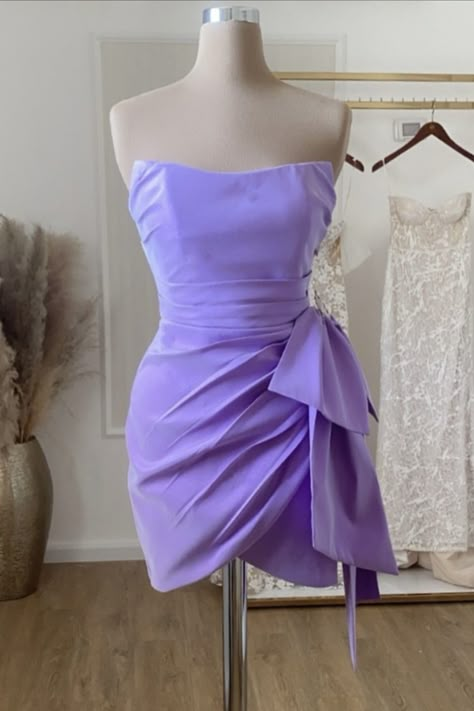 Lavender Hoco Dress Purple Bday Dress Ideas, Homecoming Purple Dress, Satin Hoco Dress Short, Light Purple Hoco Dresses Short, Tangled Homecoming Dress, Purple Satin Dress Short, Lilac Hoco Dress, Light Purple Dress Short, Purple Dresses Short