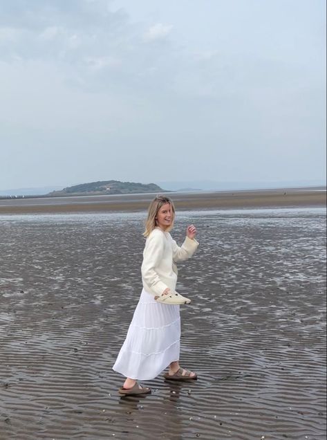 Birkenstock White, Birkenstock Clog, White Linen Skirt, Boston Clogs, Cream Jumper, Skirt Jumper, Jumper Skirt, Linen Skirt, Summer Skirts