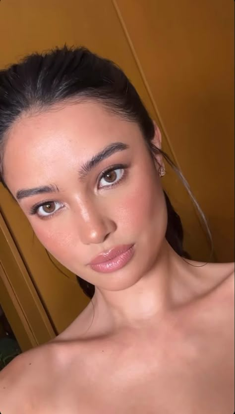 Makeup For Natural Archetype, Natural Makeup For Filipina, Filipina Wedding Makeup, Romantic Archetype Makeup, Grad Pictorial, Filipina Makeup, Capsule Makeup, No Make Up Make Up Look, 2024 Makeup