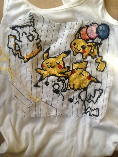 HOW TO: Cross Stitch Shirts - Album on Imgur Stitch Shirts, Stitch Patch, Stitch Clothes, Stitch Gift, Stitch Shirt, Diy Cross Stitch, Diy Tags, Modern Cross Stitch, Cross Stitch Art