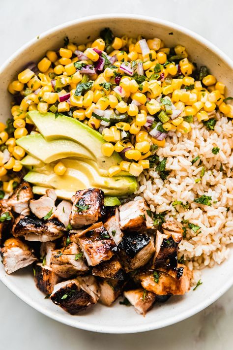 Honey Chipotle Chicken Bowls Recipe | Little Spice Jar Healthy Dinner Recipes With Corn, Farmer Bowl Recipes, Cold Chicken Bowls, Healthy Homey Meals, Healthy Dinner To Lose Belly, Chicken Protein Bowl Healthy Recipes, Chicken Thigh Bowl Recipes, Honey Chipotle Chicken Bowls, Meal Bowl Recipes