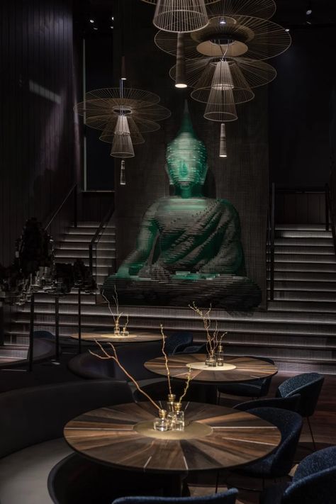 YOD group decorates new york restaurant interior with 4.5-meter-tall glass-hewn buddha sculpture Buddha Bar, New York Pictures, Cocktails Bar, Buddha Sculpture, Restaurant New York, Bar Interior, Pendant Light Design, Metal Pendant Light, Blue Ice