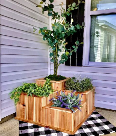 Three Tier Planter, Planter Fence, Raised Planter Boxes Plans, Diy Flower Box, Herb Box, Planter Box Plans, Fence Picket, Deck Planters, Diy Flower Boxes