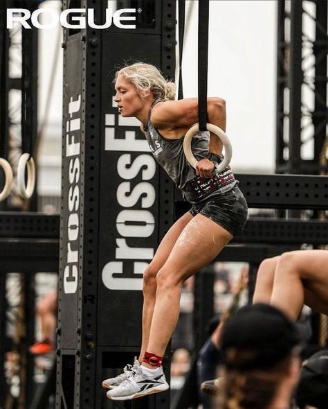 Haley Adams, Michael Jordan Wallpaper Iphone, Female Crossfit Athletes, Jordan Wallpaper, Crossfit Girl, Crossfit Inspiration, Crossfit Motivation, Rogue Fitness, Team Challenges