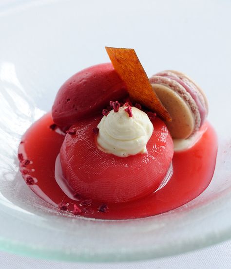 Phil Fanning's ambitious peach melba recipe combines peach, raspberry and vanilla mousse to create a glorious, restaurant quality dessert. Peach Melba Recipe, Mousse Raspberry, Raspberry Macaroons, Vanilla Mousse, British Cooking, Easy Puddings, Peach Melba, Great British Chefs, Raspberry Sorbet